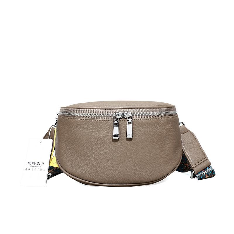 Leather Bag Women'S Bag Simple And Fashionable Large-Capacity Soft Leather Shoulder Messenger Bag Ethnic Style Saddle Bag
