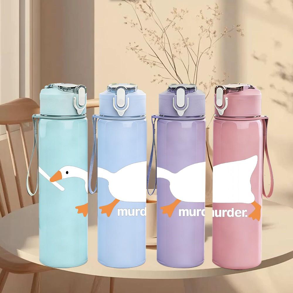 1PC Simple White Goose Cartoon 750ml Color Plastic Sports Water Bottle Leakproof Flip Straw Lid Suitable for Sports Office Home Use
