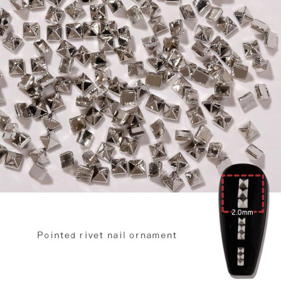 200Pcs/Set Nail Rivet Glitter 3D Effect Non-Fading Metal Rivet Art Decoration Street Punk Charm for Manicure