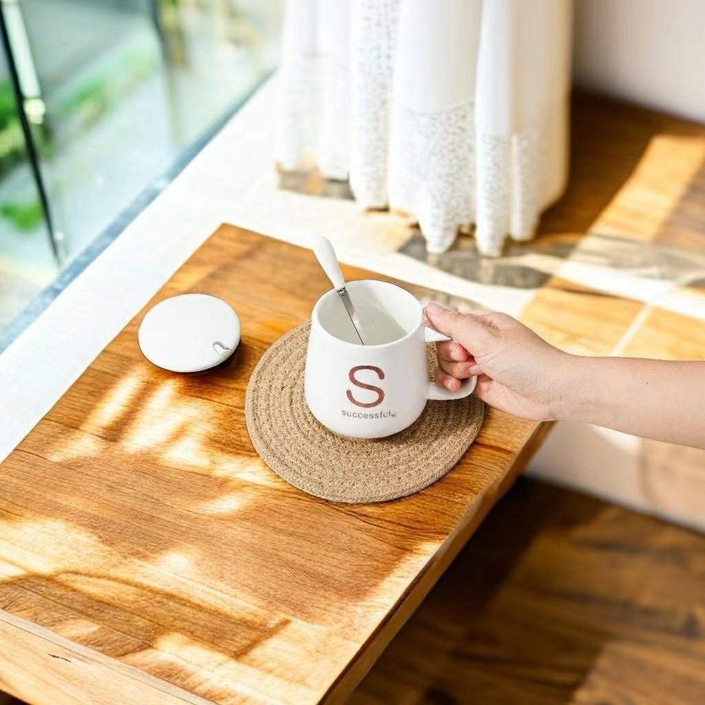 Round Jute Coaster Set With Waterproof Nonslip Design For Home Decor And Tea Cups