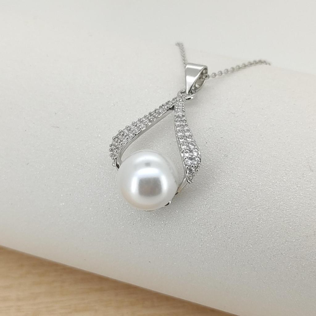 S925 Sterling Silver Pearl Water Drop Pendant Necklace - Elegant Niche Design