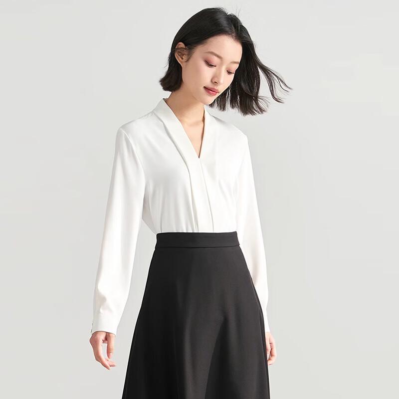 Kassye Women s White V-Neck Chiffon Business Shirt M