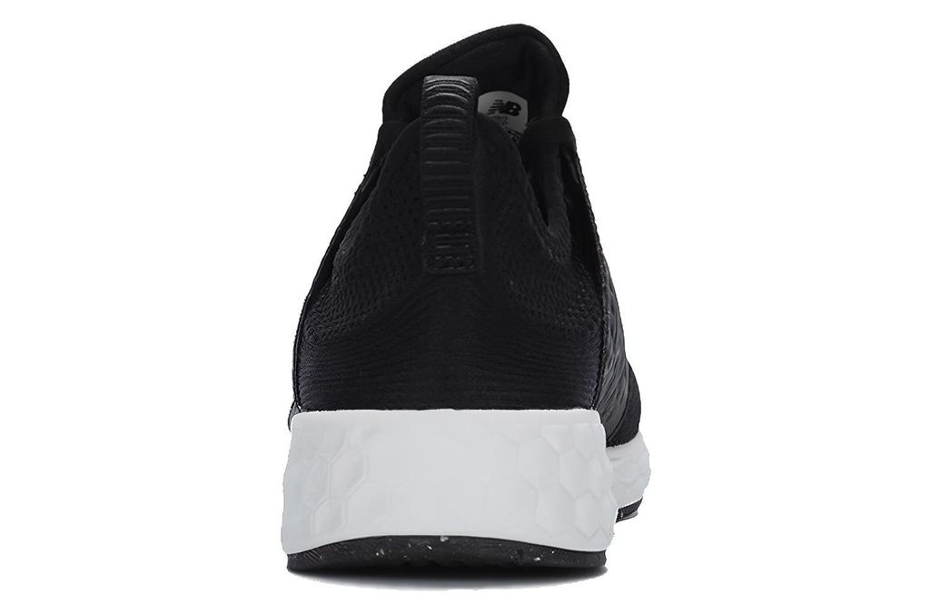 New Balance Fresh Foam MCRUZSB