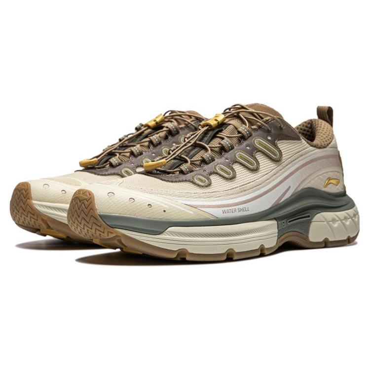 Li Ning Star Path Cushioning, Wear Resistant Low top Basketball Shoes Men's Umber White AGLT047-3