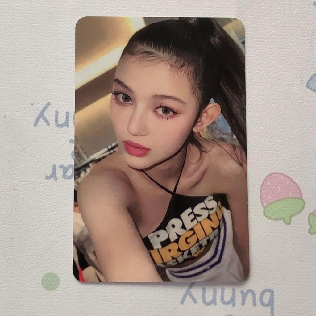 [USED] NewJeans Danielle Super Shy Sanok Trading Card