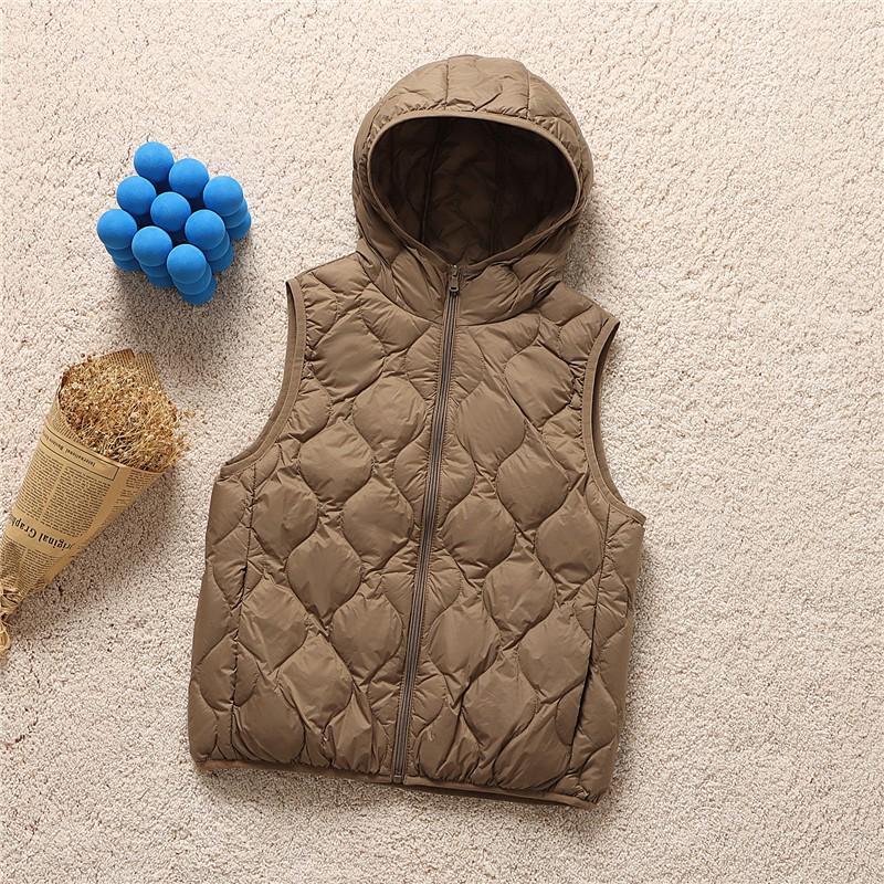Womens Lightweight Hooded Down Vest Zipper Front Short Puffer Sleeveless Jacket Winter Layering