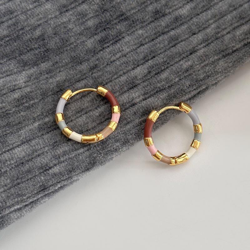 Colorful Retro French Ear Cuff: Luxurious, Fashionable, Versatile.