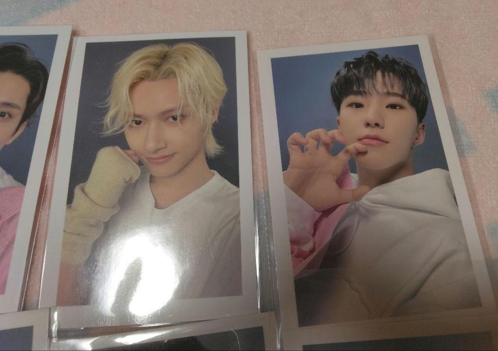 [USED] SEVENTEEN CARAT LAND 2023 Hoodie Trading Card Set