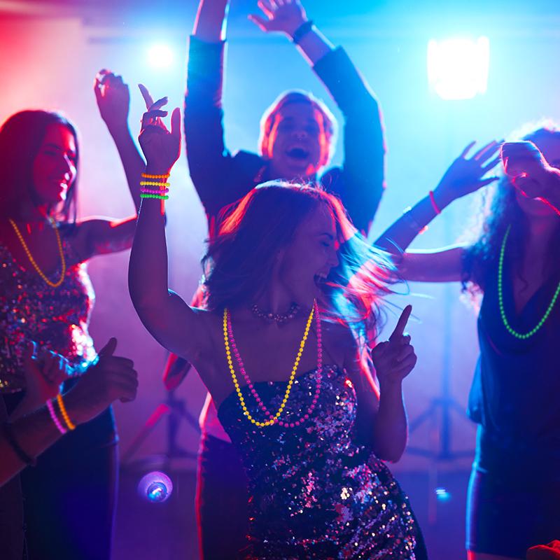 4-32 Stück Fluoreszierende UV Neon Halskette Armband Schwarzlicht Leuchten Party Dekoration Kinder Geschenk Geburtstag Hochzeit Halloween Foto Requisiten