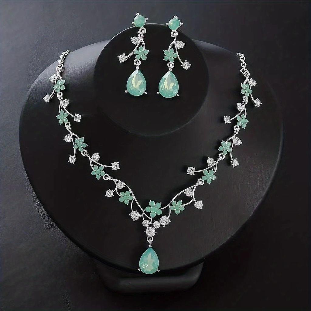 2026 Fashion Sweet Flower Clavicle Chain Earrings Set Bridal Wedding Dress Accessories Two-piece Set