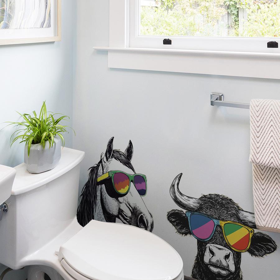 Creative Sunglasses-wearing Niu Ma Bathroom Wall Stickers, Funny Self-adhesive Bathroom Wall Decorations