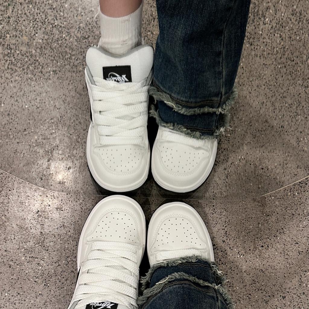 High-value Black and White Panda Board Shoes Ins New Original Couple Wasteland Wind Lightning Bread Student Casual Shoes
