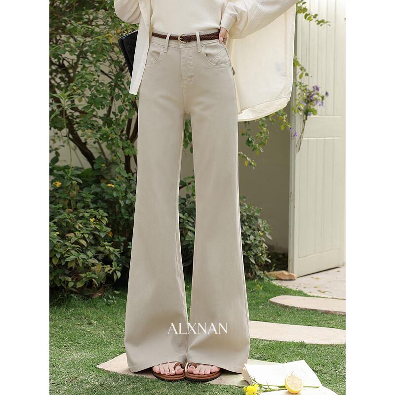 Women s High-Waisted Flared Jeans L