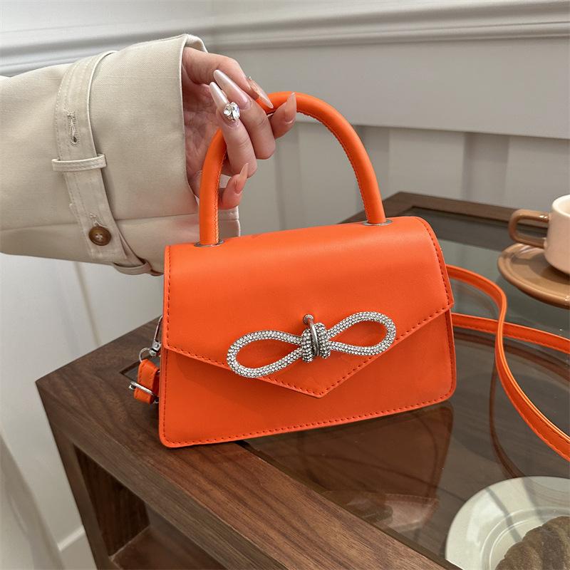 Gentle Fashion Simple Temperament Handbag Early Spring Versatile Shoulder Messenger Bag Small Square Bag Women