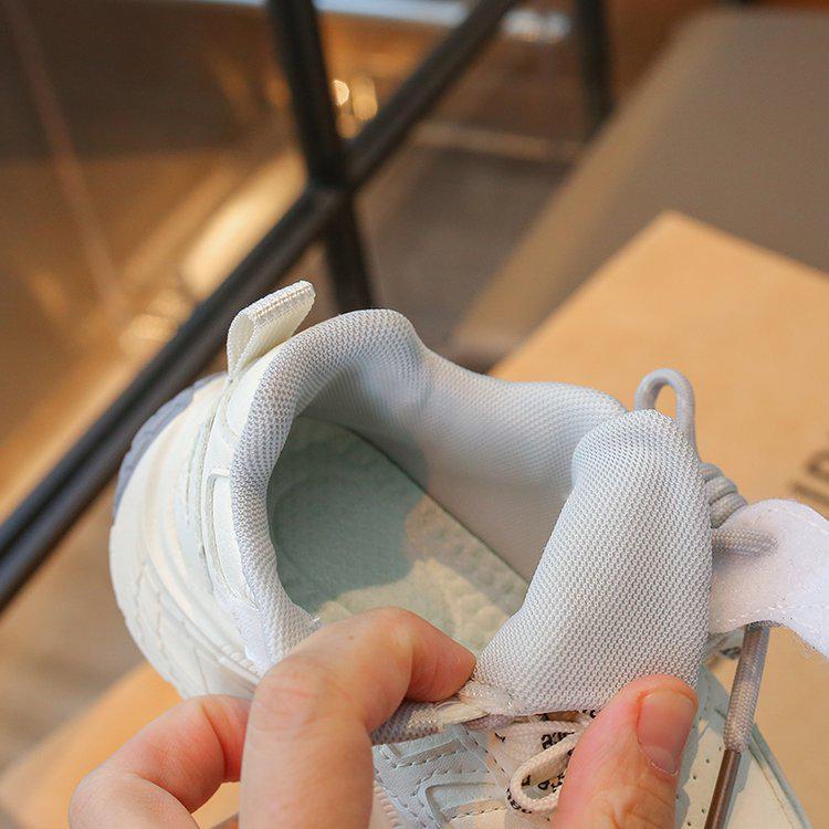 Stylische lässige Dad-Schuhe für Mädchen mit weicher Sohle - Frühjahrs-/Herbstkollektion 2026 für mittelalte und ältere Kinder