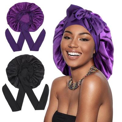 Übergroße Satin-Schlafmütze mit langem Zopf und Kreuz-Stil zum Schutz der Haare