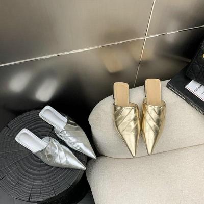 2024 Frühling neue koreanische Version ins Oberbekleidung Tasche Kopf Halbschuhe Damen flach Temperament dünn vielseitig cool Hausschuhe Sommer