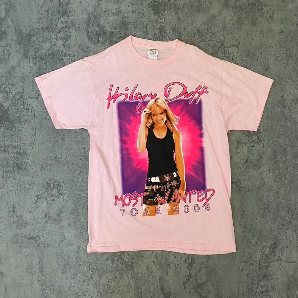 Vintage 2005 Hilary Duff Most Wanted Band Tour Pink 2 sides T-Shirt Unisex T-Shirt S