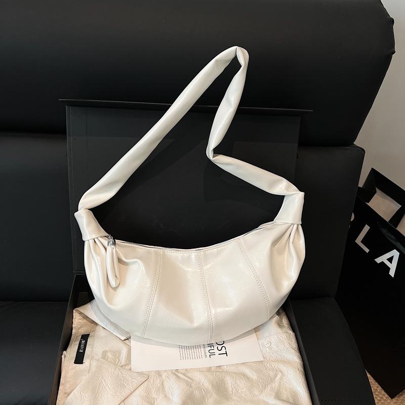 Large Capacity Bag Women's New Summer Versatile Shoulder Armpit Bag Popular Dumpling Bag