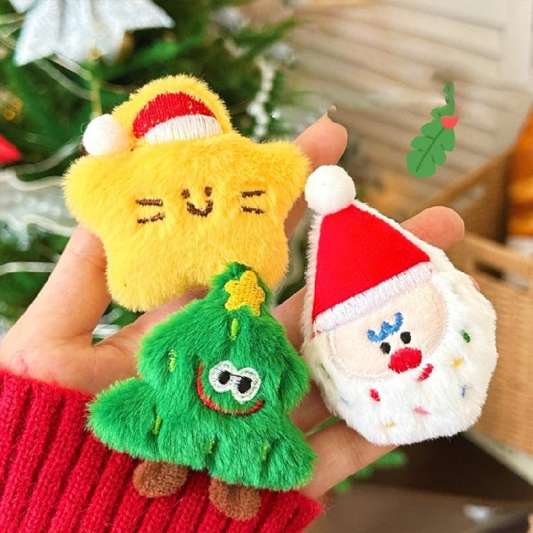 Plush Brooch Pin Christmas Theme Cartoon Brooch Soft and Lovely Padded Brooche Pin for Holiday Gifting Bag Ornament