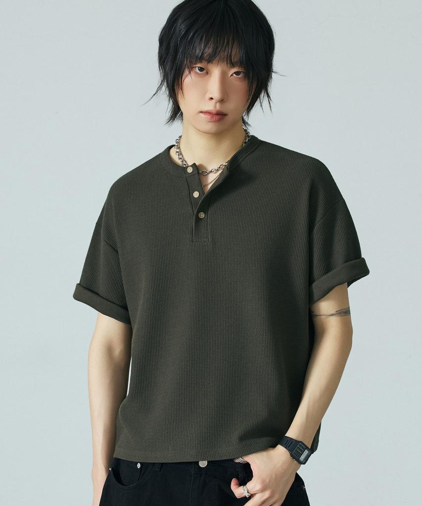 LXT Waffle Henley Neck Crop Short Sleeve T-Shirt [Khaki]