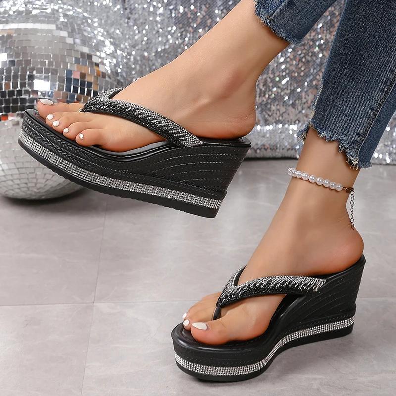 Fashion White Rhinestone Wedge Sandals for Women Summer 2026 Chunky Platform Flip Flops Woman Thick Sole Clip Toe Beach Slippers
