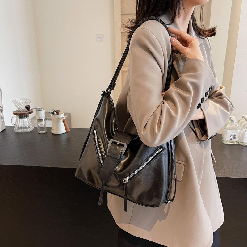 Autumn and Winter Retro Large-capacity Bag Women's 2025 New Fashion Commuter Tote Bag High-end Versatile Shoulder Bag