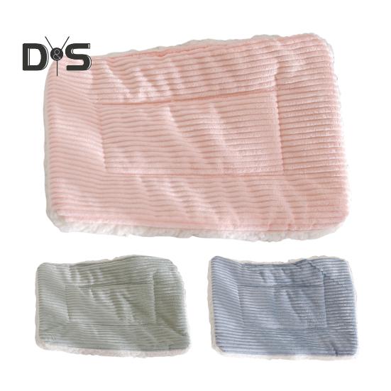 Guinea Pig Cage Liner Bed Winter Warm Plush Pad Hamster Nest Mat Small Animal Accessories for Squirrel Hedgehog Chinchilla Rabbit