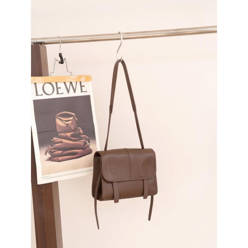 2026 Large-capacity Cowhide Mailman Bag Simple All-matching Shoulder Retro Casual Cross-body Female