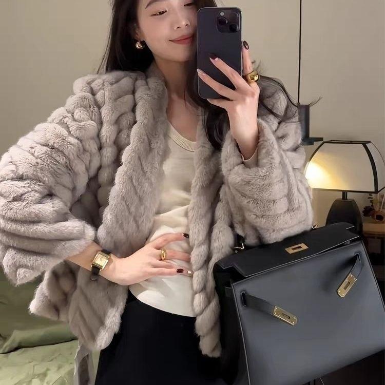 Luxury Women Winter Short Coat Jacket Warm Fashion Outerwear