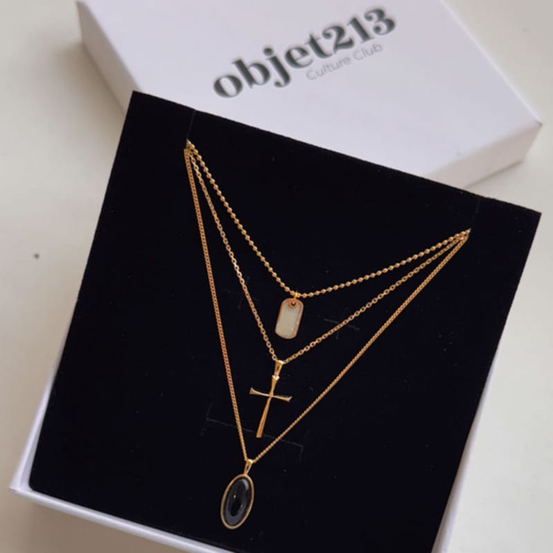 objet213 Name tag shell necklace