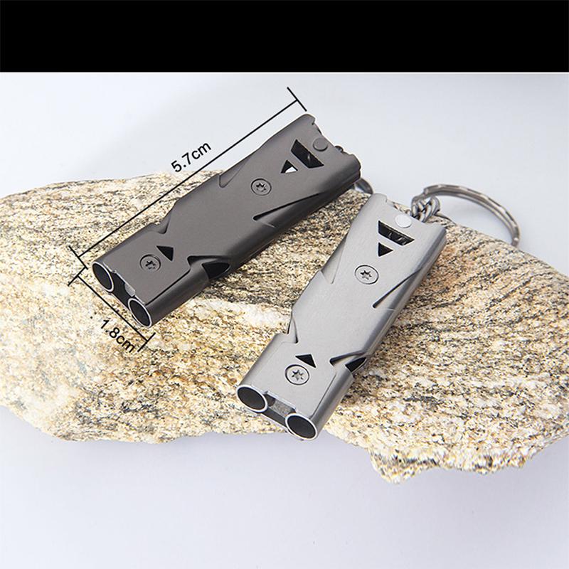 150DB Edelstahlpfeife mit Schlüsselanhänger Lebensrettendes Notfall SOS Ermutigendes Outdoor-Überlebenswerkzeug