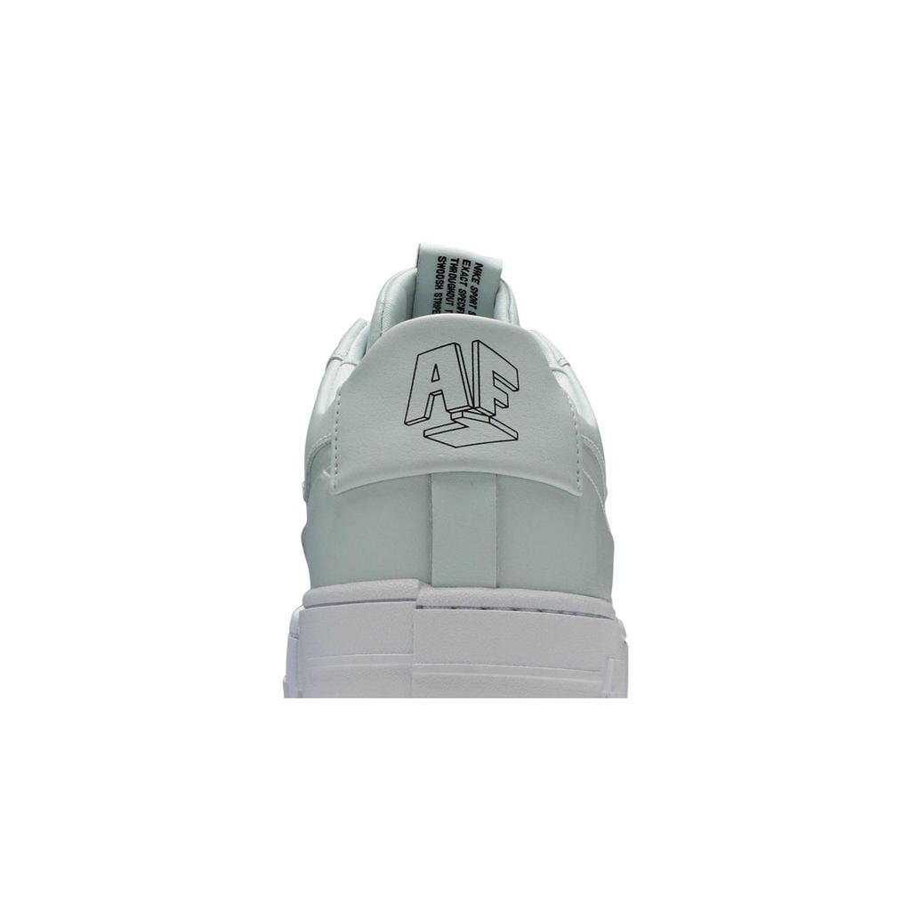 Nike Damen Air Force 1 'Pixel Ghost Aqua' (Damengrößen) Ghost Aqua / Ghost Aqua / Weiß / Schwarz Skateboard-Schuhe CK6649 400