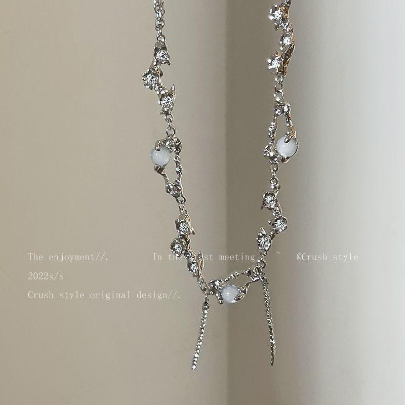 White moonlight tassel zircon necklace women's summer sweet and cool babes accessories niche design high-end clavicle chain
