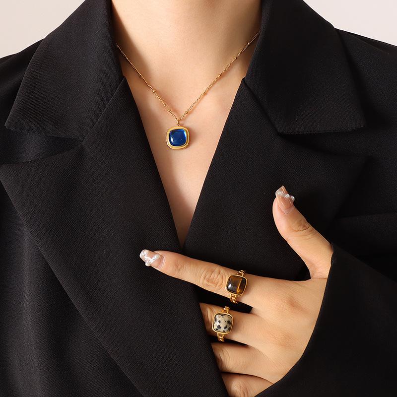 Colier cu Pandantiv Pătrat din Piatră Naturală de Cristal Stilat, Cercei, Accesorii Set Bijuterii din Oțel Titan Placat cu Aur