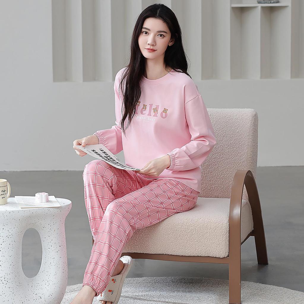 100% Cotton Women's Pajama Set – Breathable, Sweat-Absorbent, Long Sleeve Crew Neck for Indoor & Outdoor Wear (Autumn/Winter)