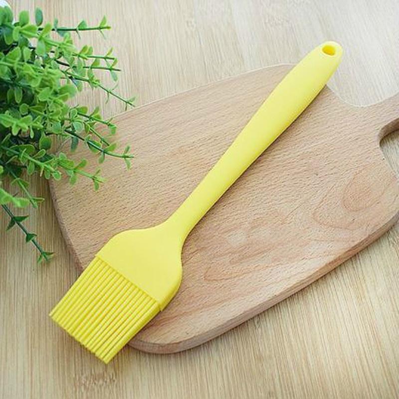 Large Silicone Brush 26cm Barbecue Brush Oil Brush Baking Tool Kitchen Sauce Brush High Temperature Resistance