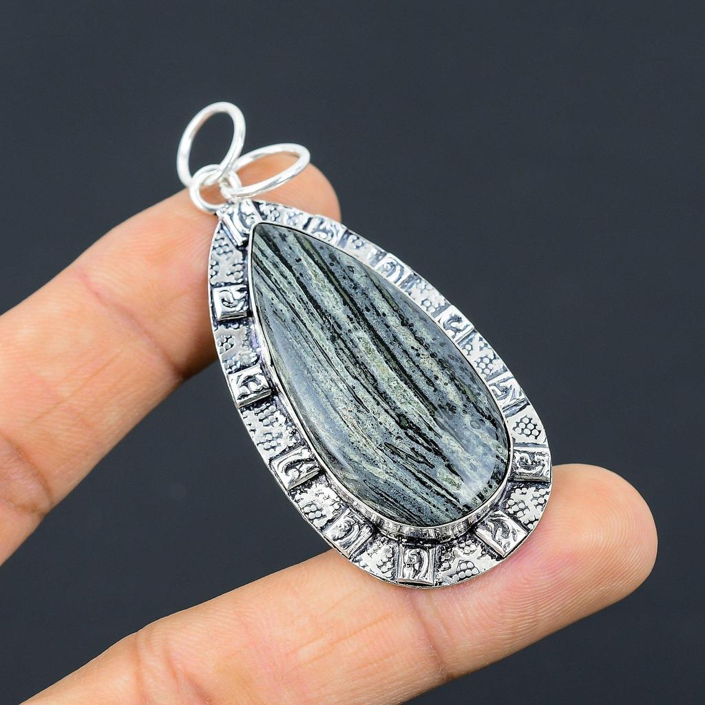 Easter Sale 925 Silver Natural Green Swiss Opal Bezel Daughter Pendant Jewelry