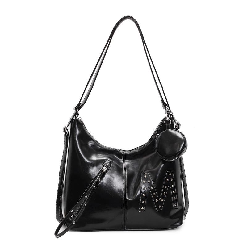 Premium retro bag women's large-capacity new winter niche retro shoulder messenger bag commuter tote bag