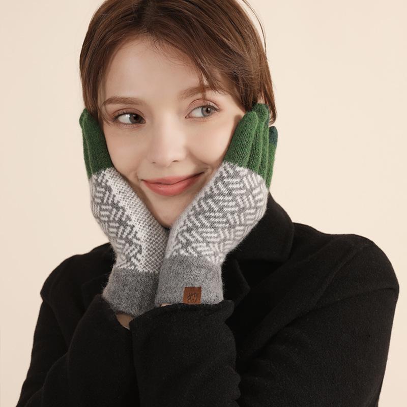 Korean Version of Knitted Gloves To Keep Warm In Autumn and Winter, Men's Imitation Wool Brushed Driving Gloves, Jacquard Touch 