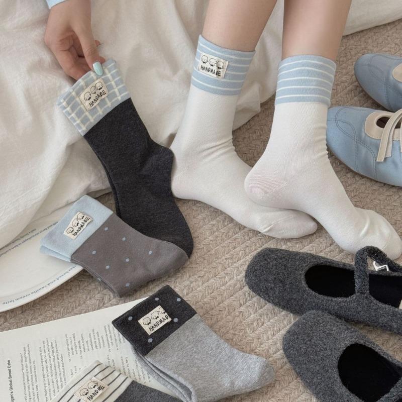 Ladies Autumn Cartoon Cute Dog Cloth Logo Striped Polka Dot Contrast Color Cotton Medium Tube Pile Socks