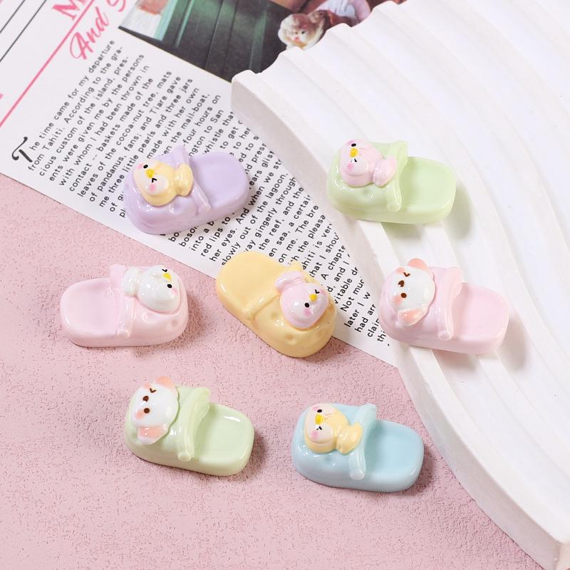Handmade Resin Hair Clips & Cartoon Croc Charms - Cute Animal Designs & Jewelry Materials