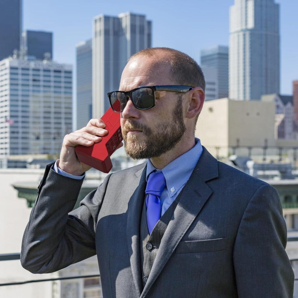 Pilipane Retro Brick Cell Phone Ornament, 80s 90s Vintage Brick Mobile Phone Model Halloween Party Decorations Old Fashioned Cell Phone Model