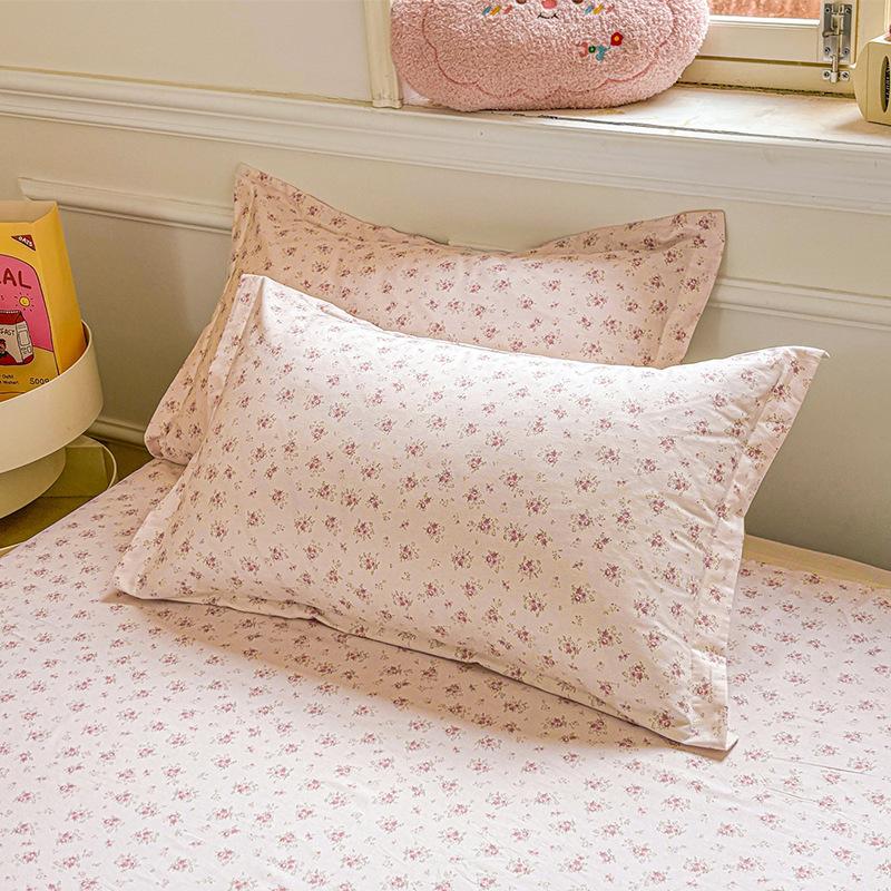 100% Cotton Floral Pillowcases Set of 2 Garden Floral Printed Pillow Cover with Envelope Closure Wrinkle Fade Resistant Hotel Quality Pillow Protector