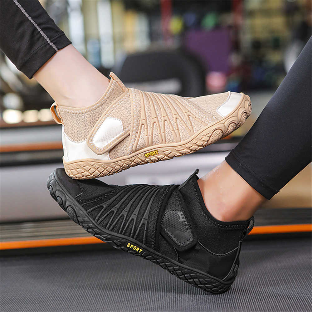 Fashion Large Dimensions 40-48 Women's Tennis Skateboarding Fashion Shoes Woman Luxery Sneakers Women Sport Snekaers High Brand