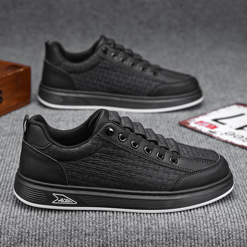 Frühling Herbst Neue Exquisite Herren-Sneakers Modetrend Vielseitige Lässige Board-Schuhe Outdoor Weiche Sohle Sport Laufschuhe