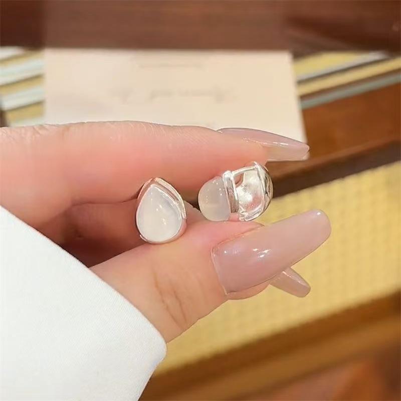 Silver Double-Sided Teardrop Cat Eye Earrings for Women - Elegant and Versatile Design