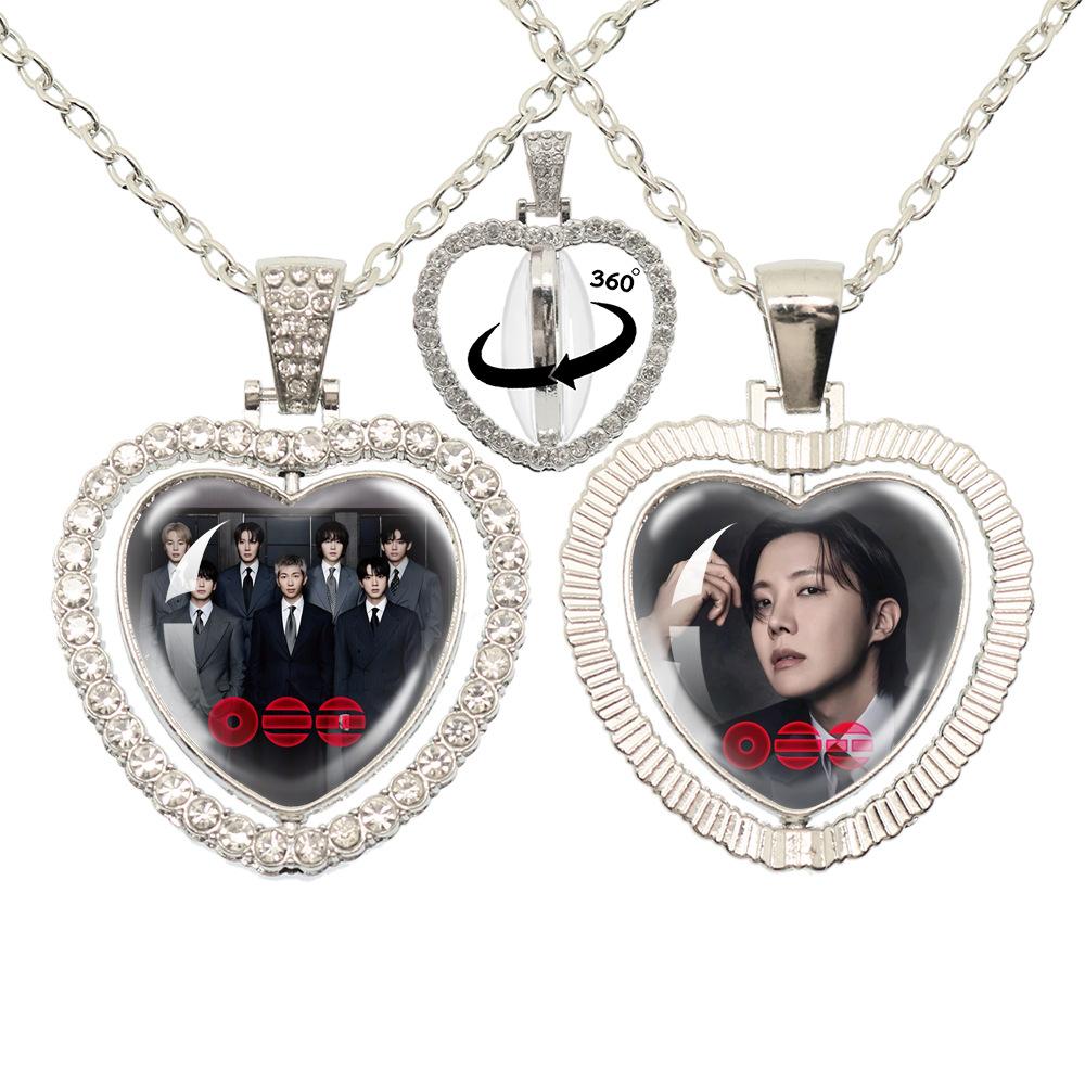 BTS Doppelseitige 360° drehbare Herz Halskette, Bangtan Boys Gruppe & Mitgliedsfoto Anhänger, Kpop ARMY Fans Schmuck Geschenk