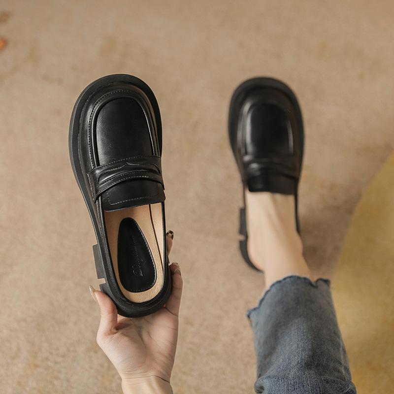 Women 2024 New Spring Solid Color PU Leather Square Toe Oversize Female Shoes With Rivet Decoration