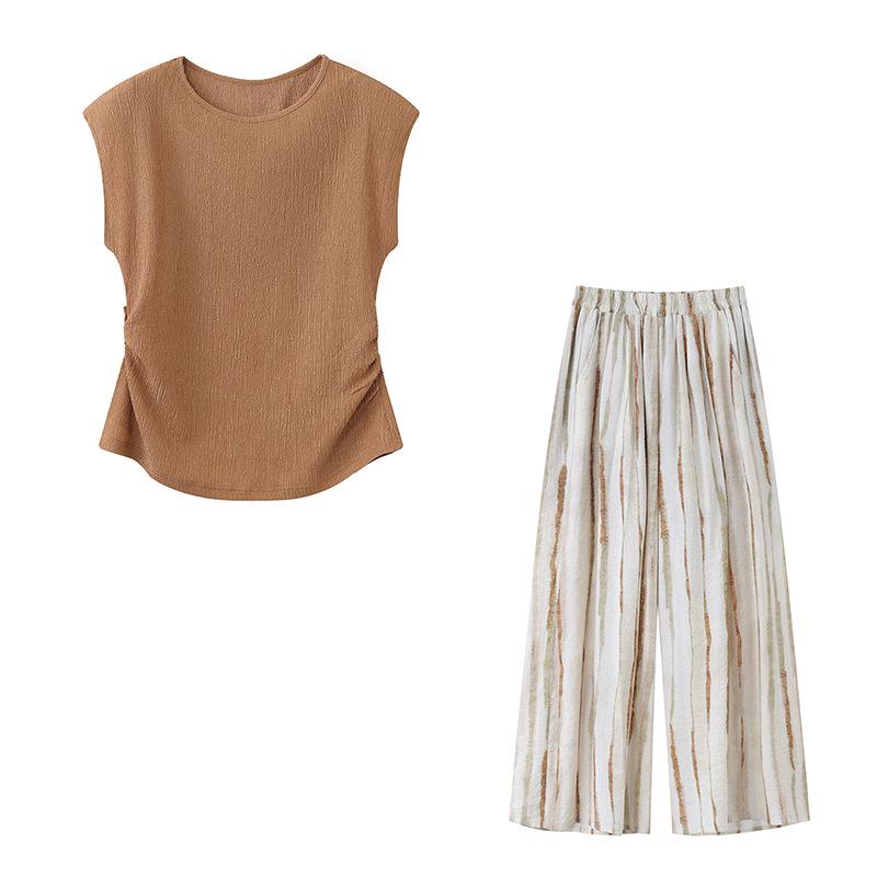 Mom's 2026 Summer Two-Piece Set: Short-Sleeve Top & Wide-Leg Pants for Middle-Aged and Elderly Women